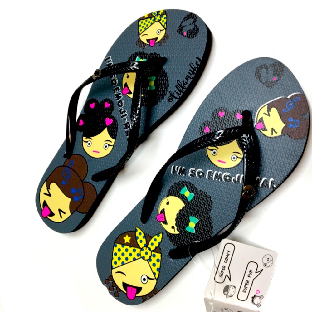 Harajuku Lovers Emoji Flip Flop by Gwen Stefani - Picture 5 of 10